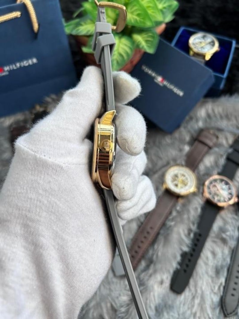 Tommy Hilfiger Automatic Silicon Belt