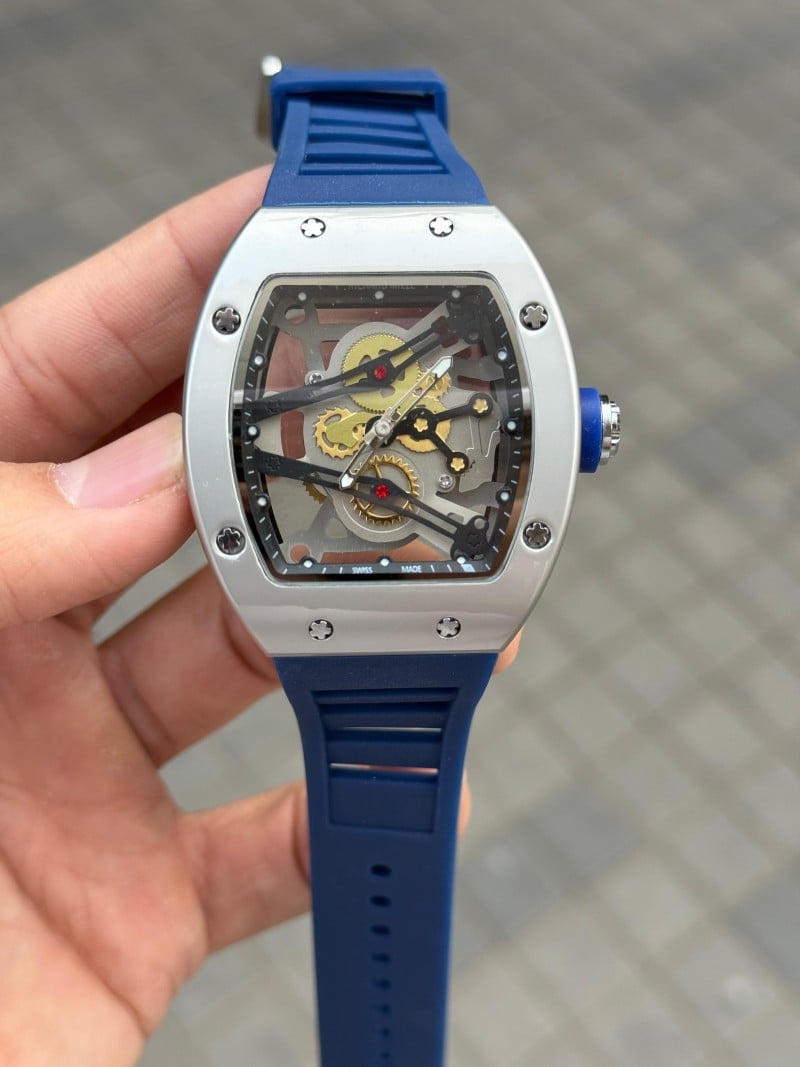 Richard Mill e Transparent Silicone Blue