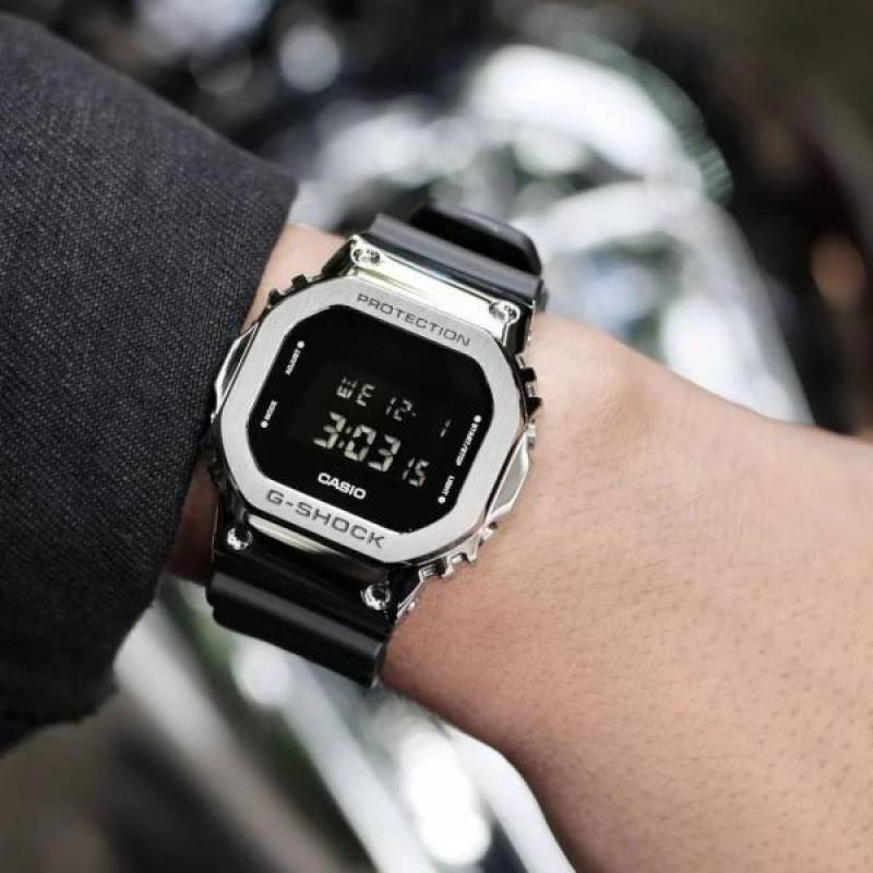 Casio G shock GM 5600
