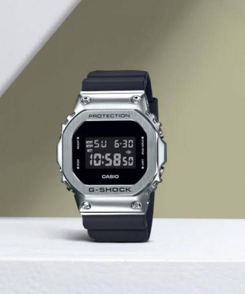Casio G shock GM 5600