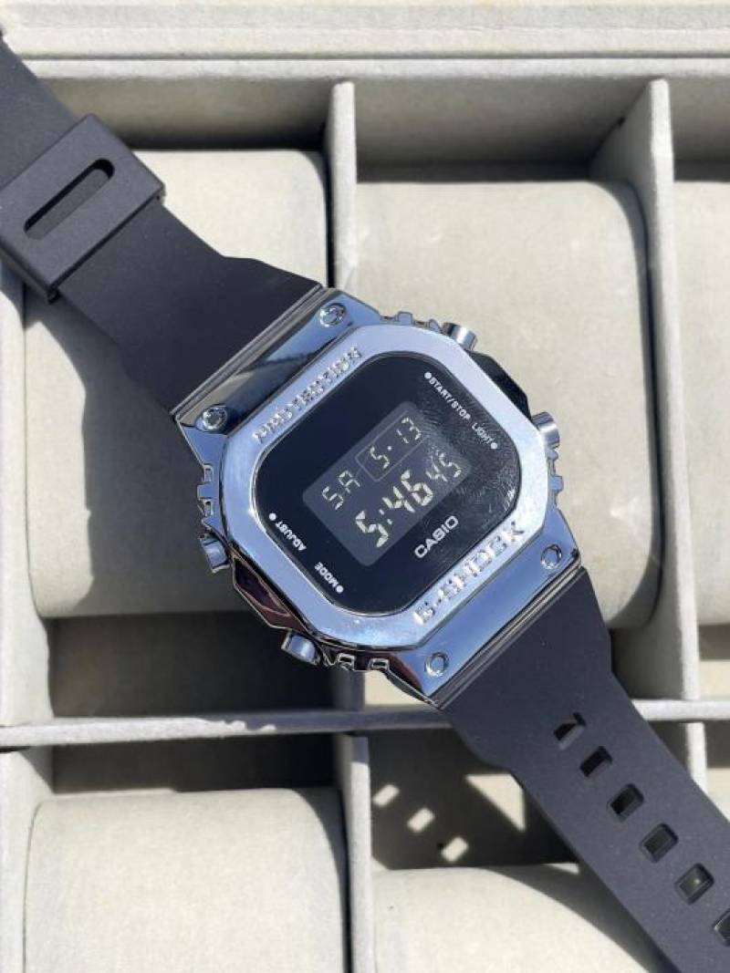 Casio G shock GM 5600