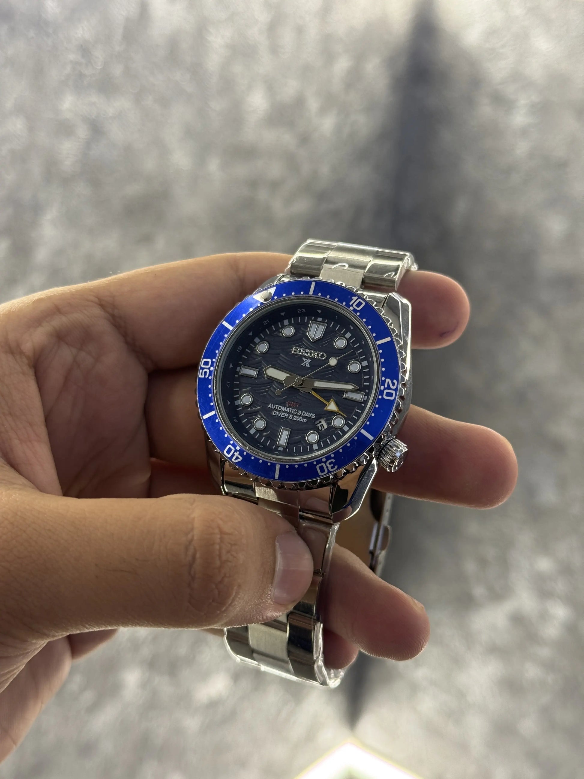 Seiko Prospex Gmt divers ocean wave Blue