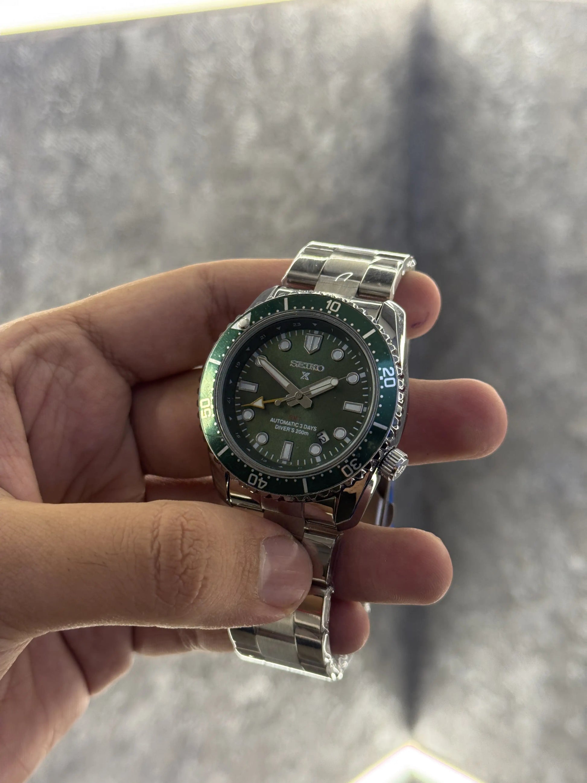 Seiko Prospex GMT Divers Dark Green