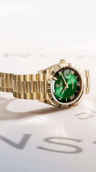 Rolex Day Date Gold Green Roman Quartz