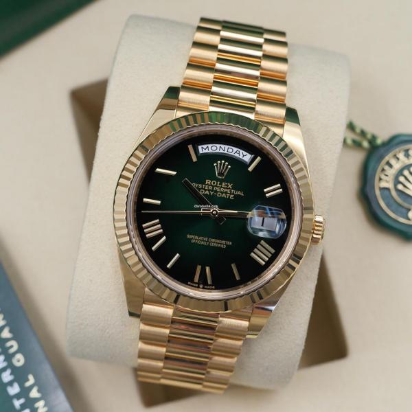Rolex Day Date Gold Green Roman Quartz